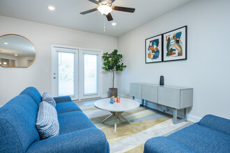 Turner Pointe Rental Homes in Easley, SC - Building Photo - Interior Photo