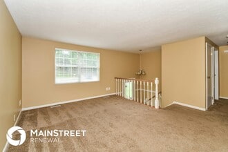 9320 Plumwood Pl in Crestwood, KY - Foto de edificio - Building Photo