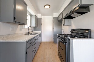 Revere Village Apartments in Chino, CA - Building Photo