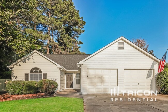 property at 3010 Lake Park Ct
