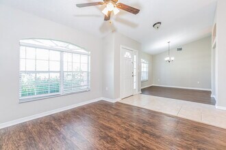 4209 Prairie Iris Ct in St. Cloud, FL - Building Photo - Building Photo