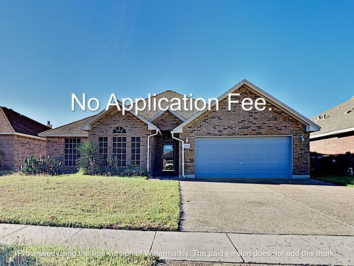 6909 Windy Creek Dr in Corpus Christi, TX - Foto de edificio