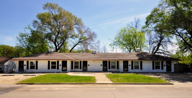 925-925 28th St in Des Moines, IA - Building Photo - Building Photo