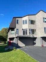 1825 W 15th Ave, Unit 1825 in Anchorage, AK - Building Photo