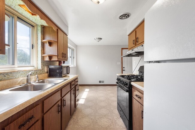property at 1121 Church Ave