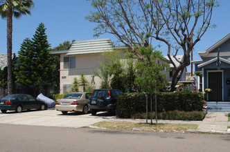 1234 Essex St in San Diego, CA - Foto de edificio - Building Photo