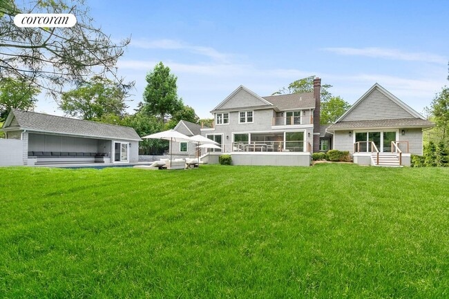 62 Osborne Ln in East Hampton, NY - Building Photo - Building Photo