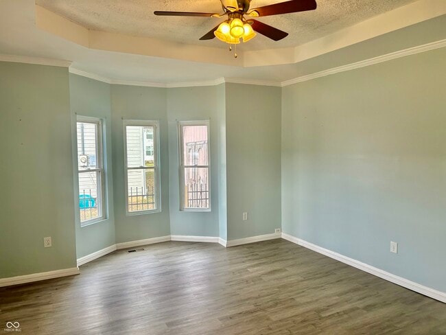 153 N Vaught St in Franklin, IN - Foto de edificio - Building Photo