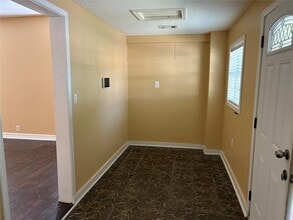 5234 Claremont St in Houston, TX - Building Photo - Building Photo