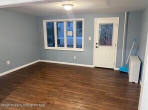 588 Wilkes Barre St in Wilkes-Barre, PA - Building Photo - Building Photo