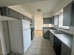 1590 Hartsdale Dr in Horizon City, TX - Building Photo - Building Photo