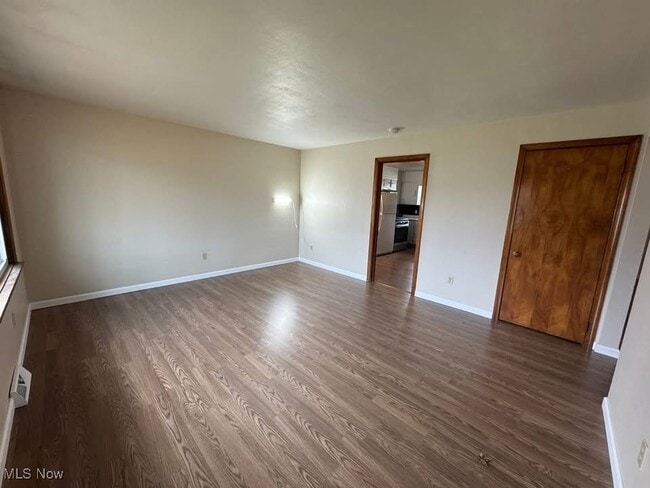 1612 Maple Dr in Lorain, OH - Building Photo - Building Photo