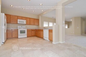 17325 N 185th Dr in Surprise, AZ - Building Photo - Building Photo