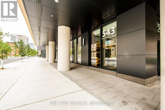 543-1543 Richmond St W in Toronto, ON - Building Photo - Building Photo