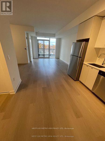 859 The Queensway in Toronto, ON - Building Photo - Building Photo