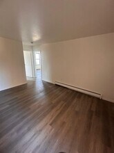 16 Bergen Ave in Jersey City, NJ - Foto de edificio - Building Photo