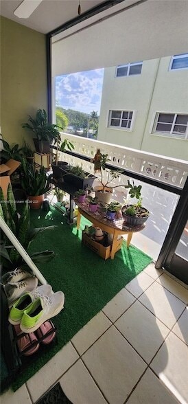 1425 Arthur St, Unit 410B in Hollywood, FL - Building Photo - Building Photo