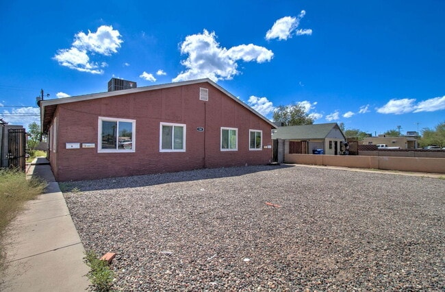 1501 E Roosevelt St in Phoenix, AZ - Building Photo - Building Photo