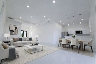 477 Rayford St in Lehigh Acres, FL - Building Photo - Building Photo