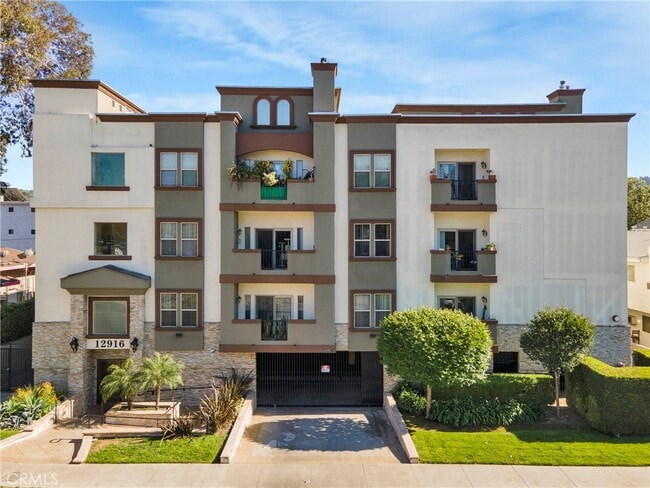 property at 12916 Moorpark St