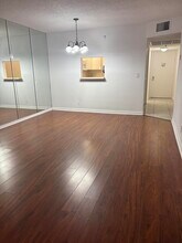 4820 Lucerne Lakes Blvd W in Greenacres, FL - Building Photo - Building Photo