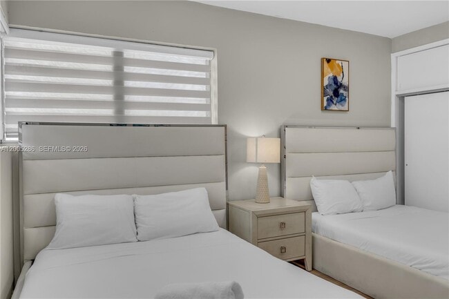property at 10006 E Bay Harbor Dr