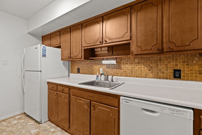 5613 Banbury Ct in Virginia Beach, VA - Building Photo - Building Photo