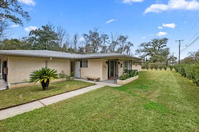 property at 917 Fremaux Ave