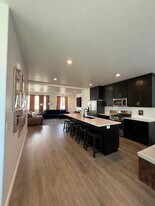 508 S 1080 W in Highland, UT - Building Photo