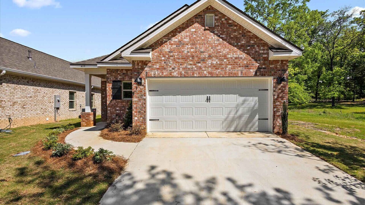 419 Hidden Reed Court in Pearl, MS - Building Photo
