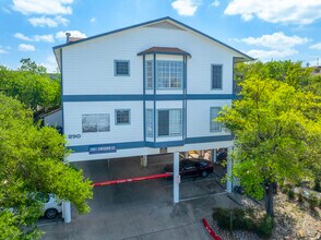 Eastwood Apartments in Austin, TX - Building Photo - Building Photo