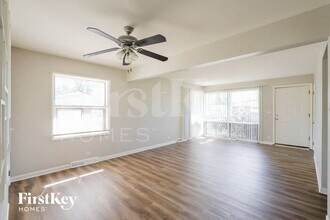 340 E Myrick Ave in Addison, IL - Building Photo - Building Photo