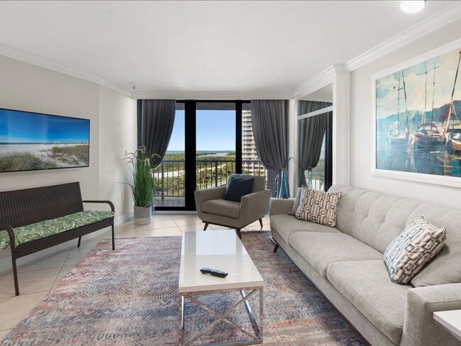 property at 320 Seaview Ct