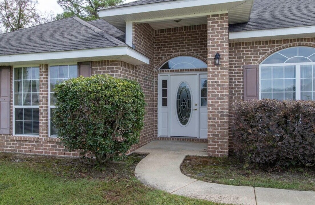 3514 Farrington Ct in Ocean Springs, MS - Building Photo