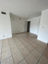 2932 NW 55th Ave in Lauderhill, FL - Building Photo - Building Photo