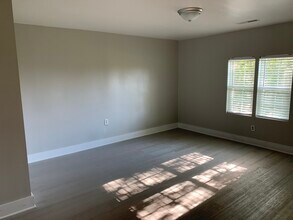 1513B Lock Rd in Nashville, TN - Building Photo - Building Photo