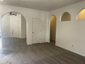 754 N Bradford Dr in North Salt Lake, UT - Building Photo - Building Photo