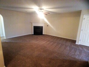 1894 Roble Dr in Atlanta, GA - Building Photo - Building Photo