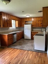 205 Old Trenton Rd in Clarksville, TN - Building Photo - Building Photo