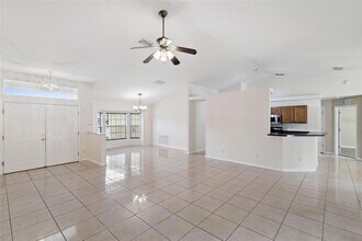 7370 SW 129th Ln in Ocala, FL - Foto de edificio - Building Photo