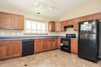 2515 W Gambit Trail in Phoenix, AZ - Foto de edificio - Building Photo