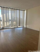 1560 Thurston Ave in Honolulu, HI - Building Photo - Building Photo