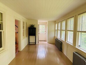 68-0 1 Wheatley Rd in Old Westbury, NY - Building Photo - Building Photo