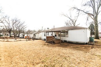 1115 Bakewell Dr in St. Louis, MO - Building Photo - Building Photo