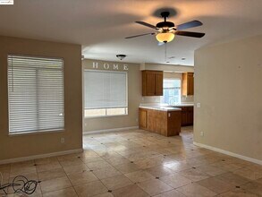 4810 Belford Peak Way in Antioch, CA - Building Photo - Building Photo