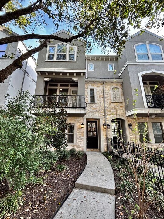 4227 Boyer Pl in Dallas, TX - Building Photo