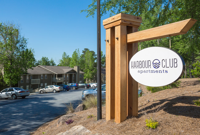 Harbour Club Apartments in Macon, GA - Building Photo - Building Photo