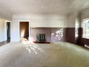 561 Madison St in Eugene, OR - Building Photo - Building Photo