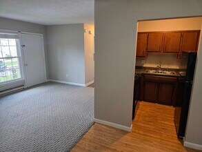308 Laval Hts, Unit #1 in Versailles, KY - Building Photo - Building Photo