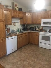 9092 Goldenrod Ln N in Maple Grove, MN - Building Photo - Building Photo